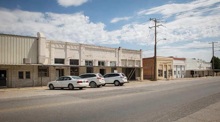Holland, Texas